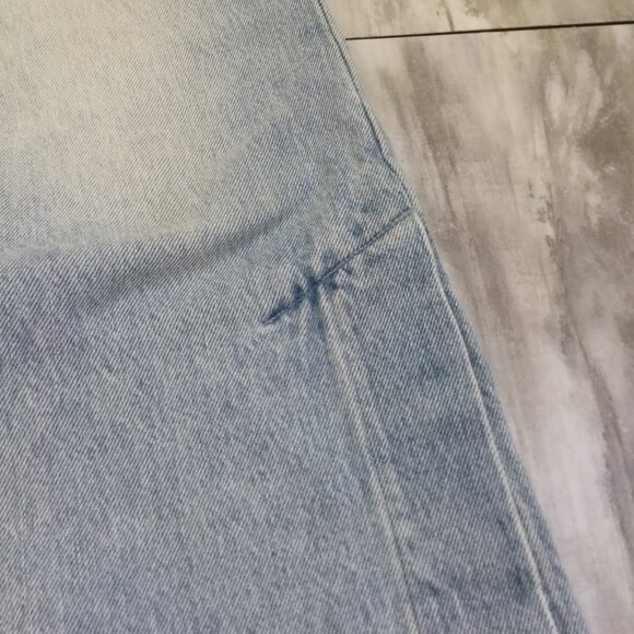 Levi's Ribcage Split Fare Jean 30 - Picture 7 of 16